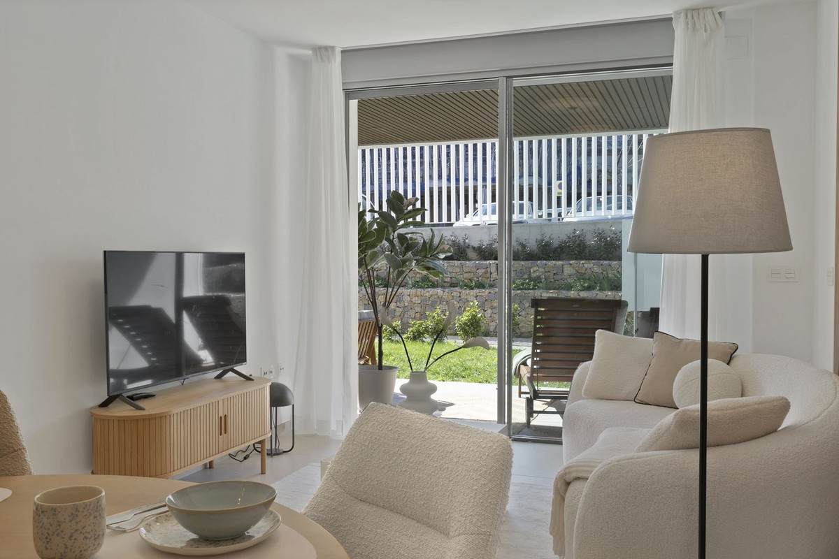 Apartamentos de 2 dormitorios en venta en Elviria – R5324530