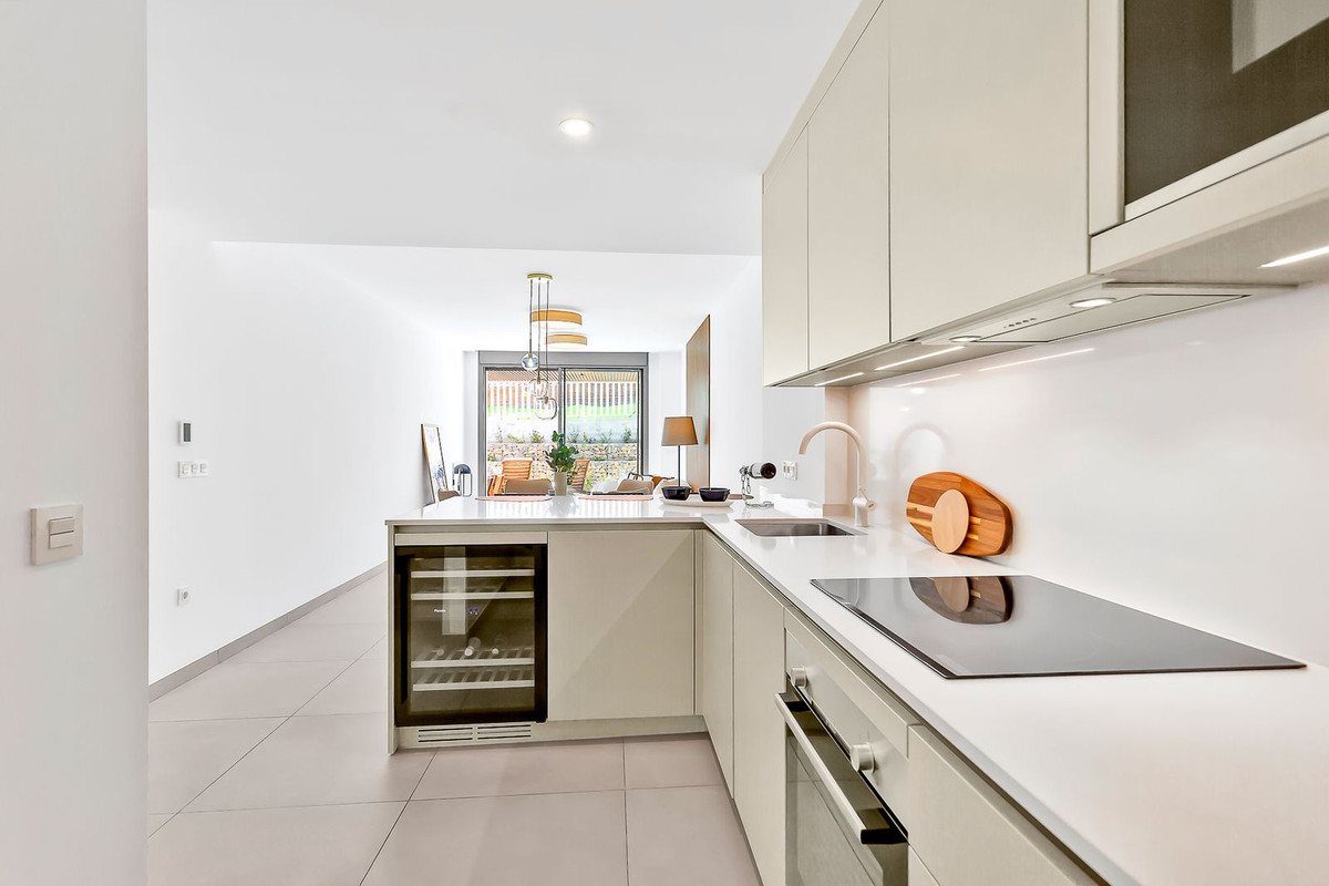 Apartamentos de 2 dormitorios en venta en Elviria – R5324530