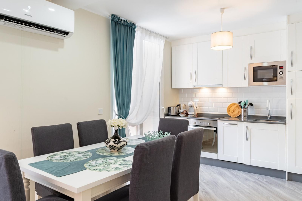 2 bedroom Apartments for sale in Calahonda – R5310058