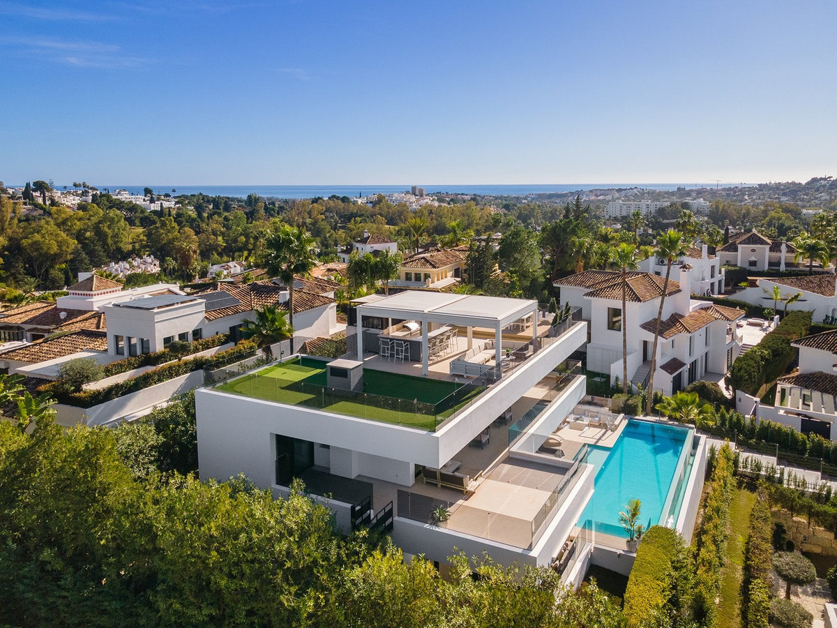 5 bedroom Villas for sale in Marbella – R5273980