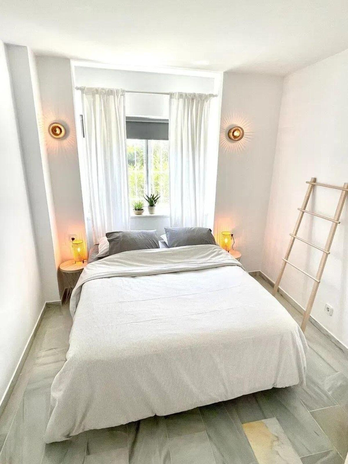 2 bedroom Apartments for sale in Calahonda – R5318908