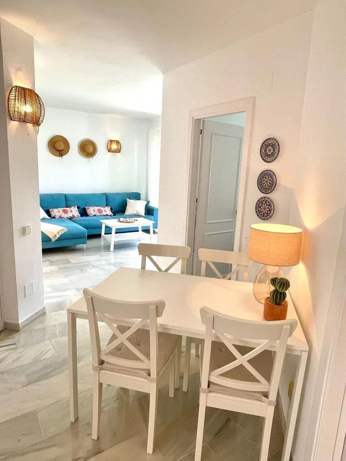 2 bedroom Apartments for sale in Calahonda – R5318908