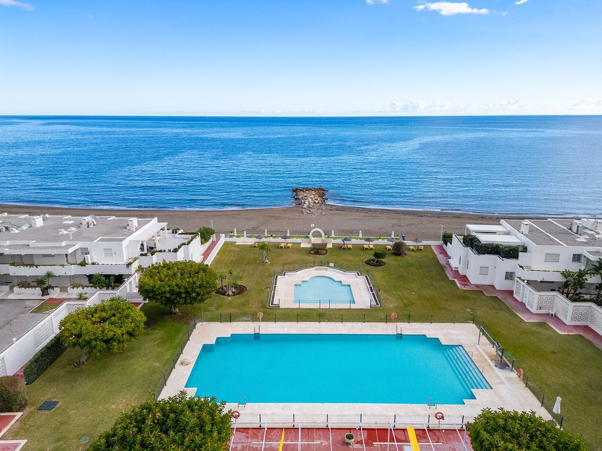 3 bedroom Villas for sale in Marbella – R5220154