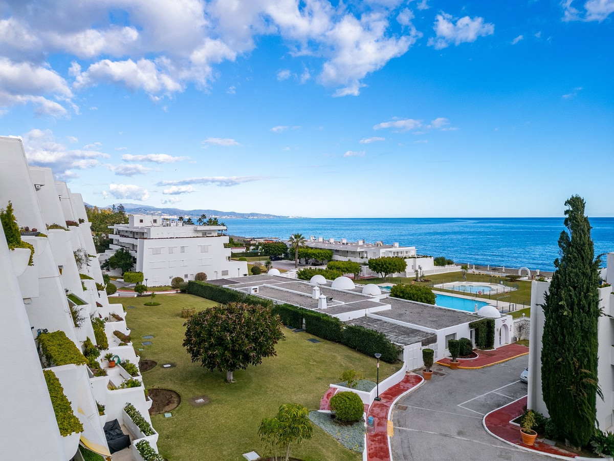 3 bedroom Villas for sale in Marbella – R5220154