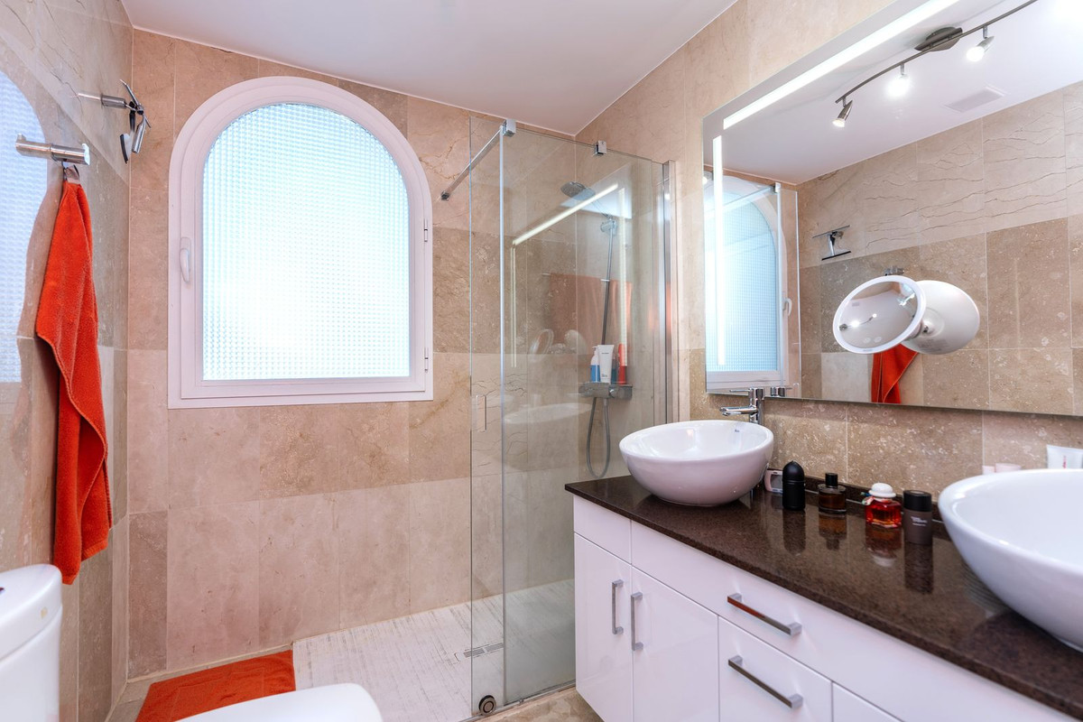 3 bedroom Apartments for sale in Los Arqueros – R5286049