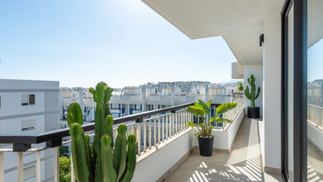 3 bedroom Penthouses for sale in Marbella – R5186137