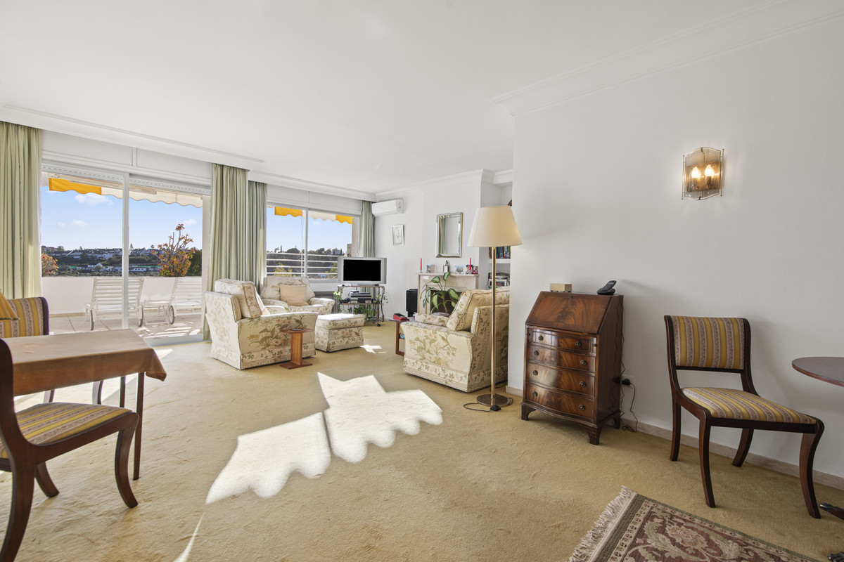 2 bedroom Apartments for sale in Guadalmina Alta – R5319040