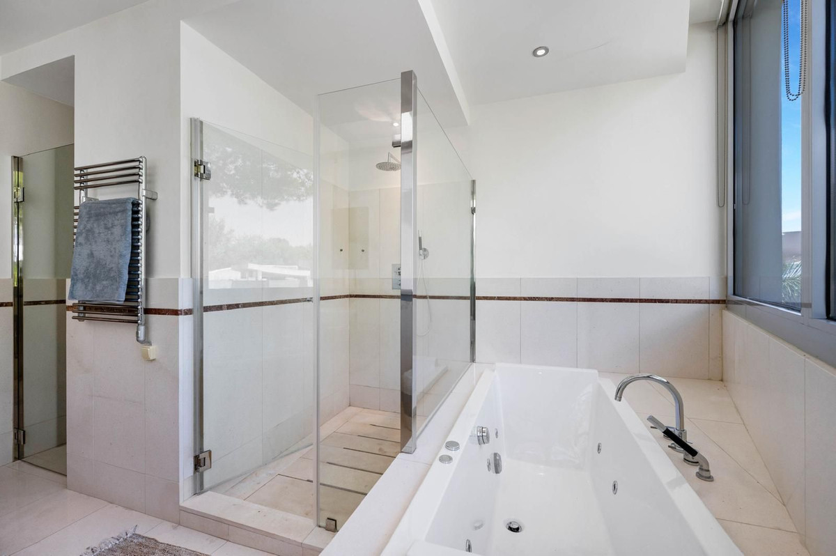 2 bedroom Townhouses for sale in Sierra Blanca – R5199784