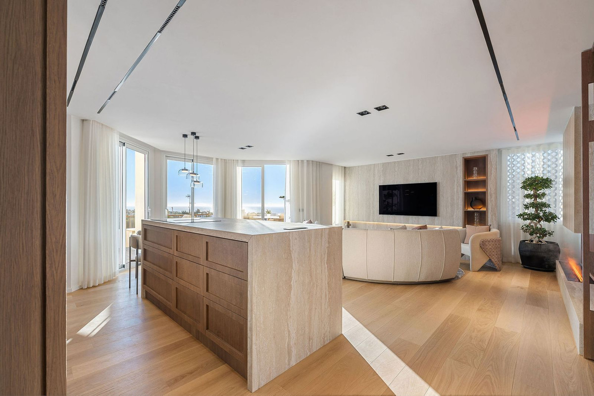 3 bedroom Apartments for sale in Milla de Oro – R5292064