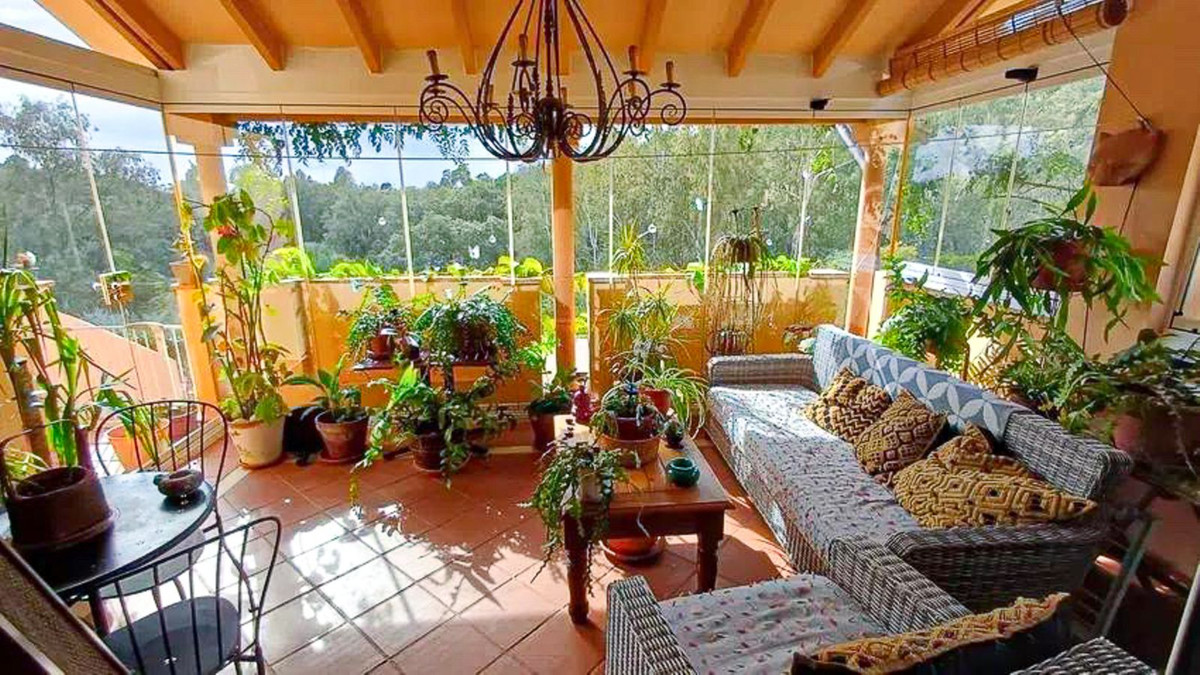 2 bedroom Apartments for sale in Elviria – R5317684