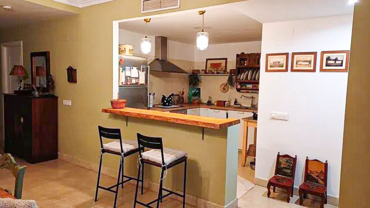 2 bedroom Apartments for sale in Elviria – R5317684