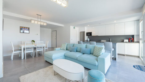 3 bedroom Apartments for sale in La Cala de Mijas – R5311681