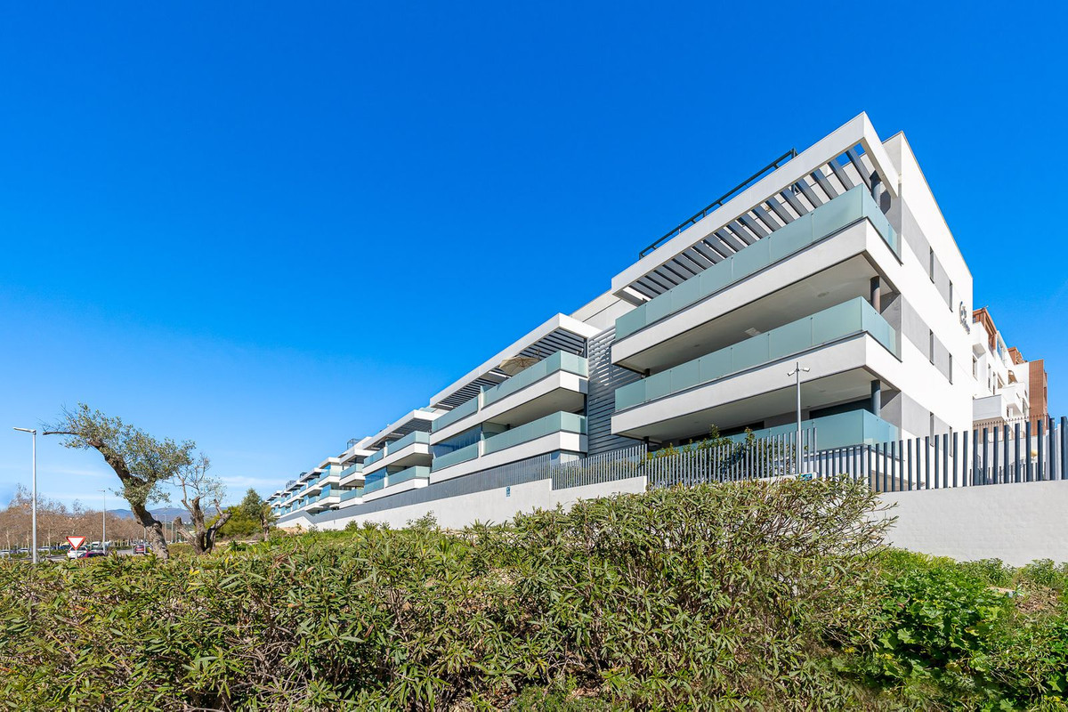 3 bedroom Apartments for sale in La Cala de Mijas – R5311681