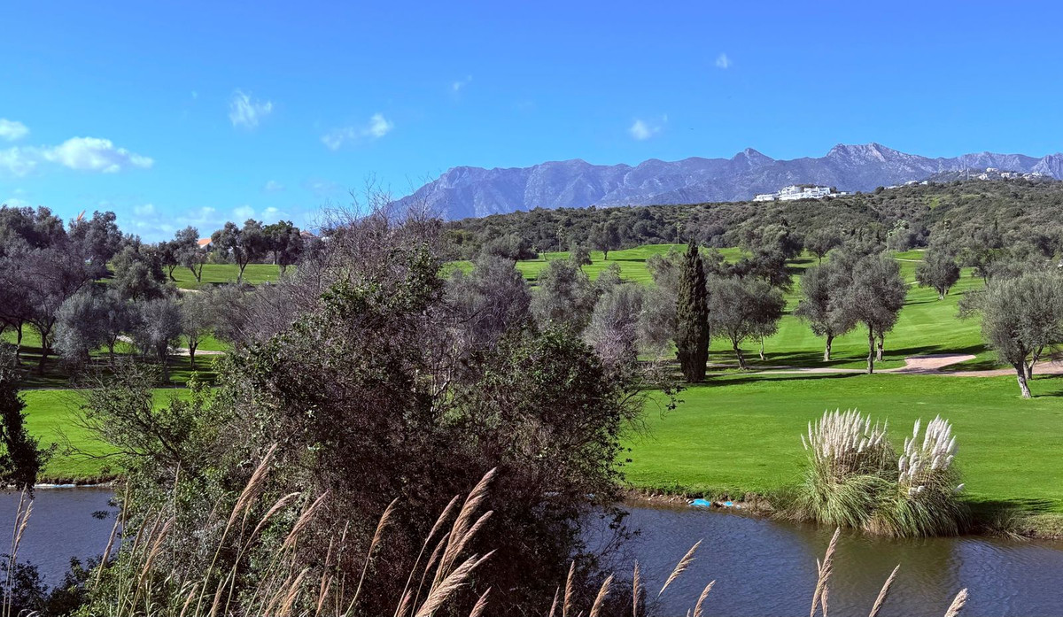 Villas de 5 dormitorios en venta en El Rosario – R5302936