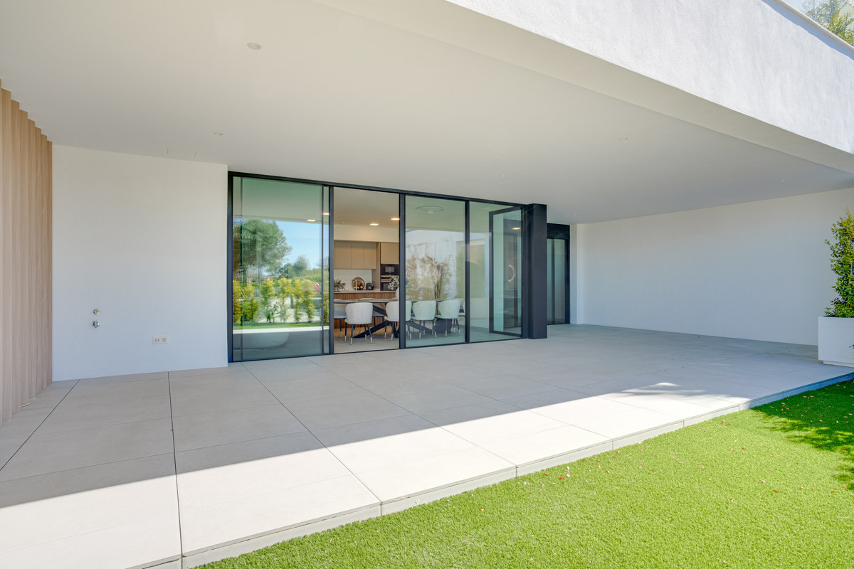 3 bedroom Apartments for sale in Artola – R4966411