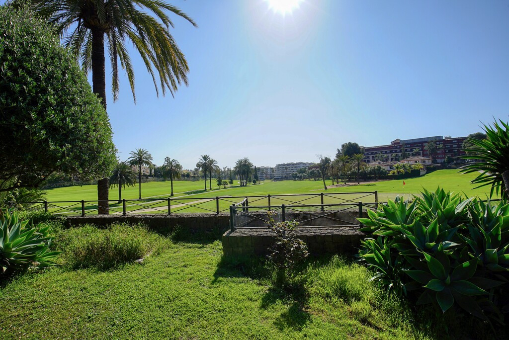 3 bedroom Villas for sale in Guadalmina Alta – R5337676