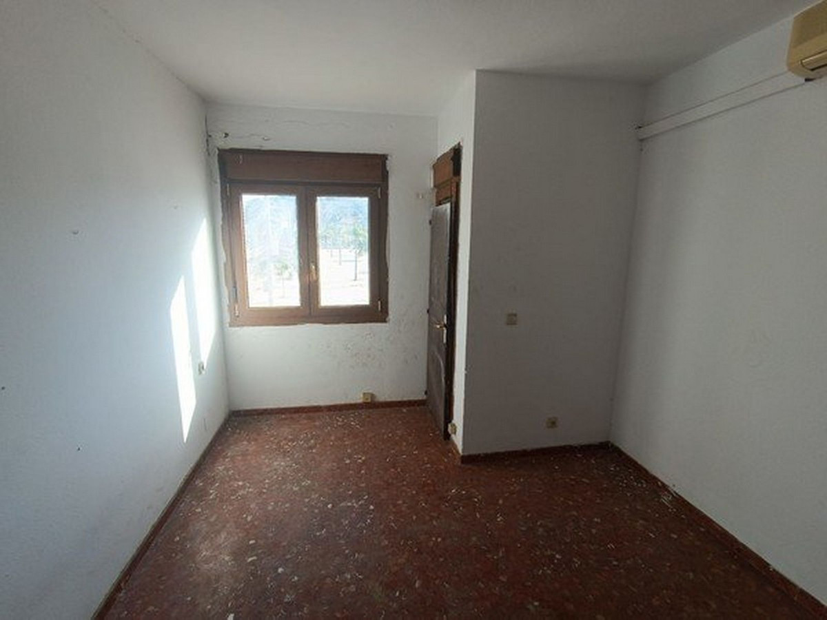 2 bedroom Apartments for sale in Riviera del Sol – R5213989