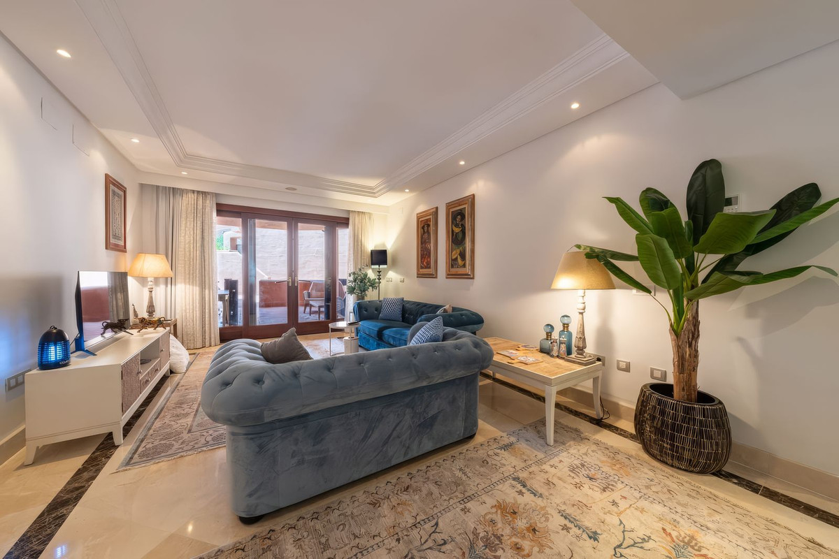 Apartamentos de 3 dormitorios en venta en Nueva Milla de Oro – R5320690