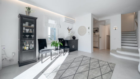 Adosados de 4 dormitorios en venta en Marbella – R5240485