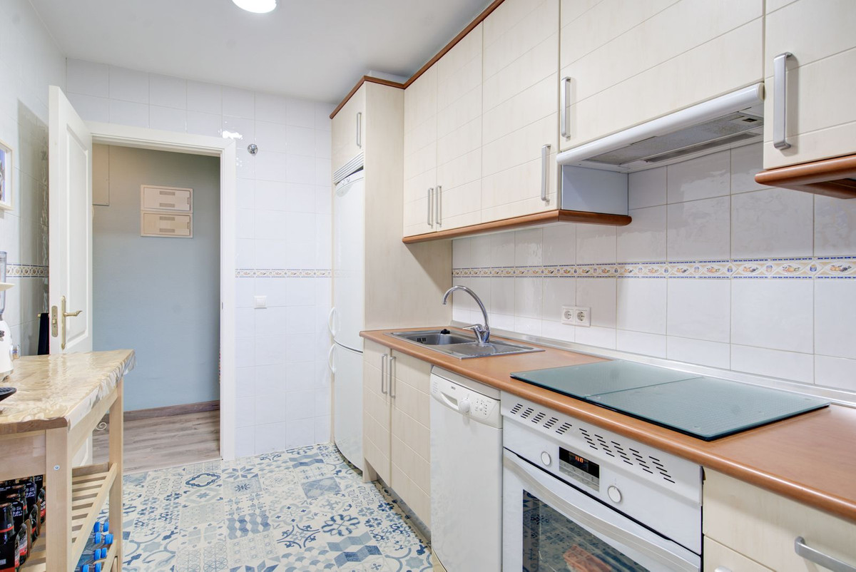 2 bedroom Apartments for sale in La Cala de Mijas – R5291899