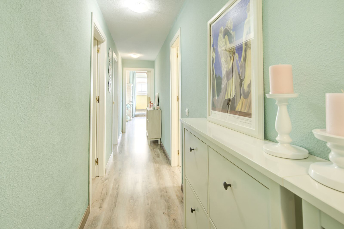 2 bedroom Apartments for sale in La Cala de Mijas – R5291899