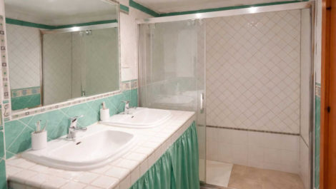 3 bedroom Apartments for sale in Marbella – R5317342