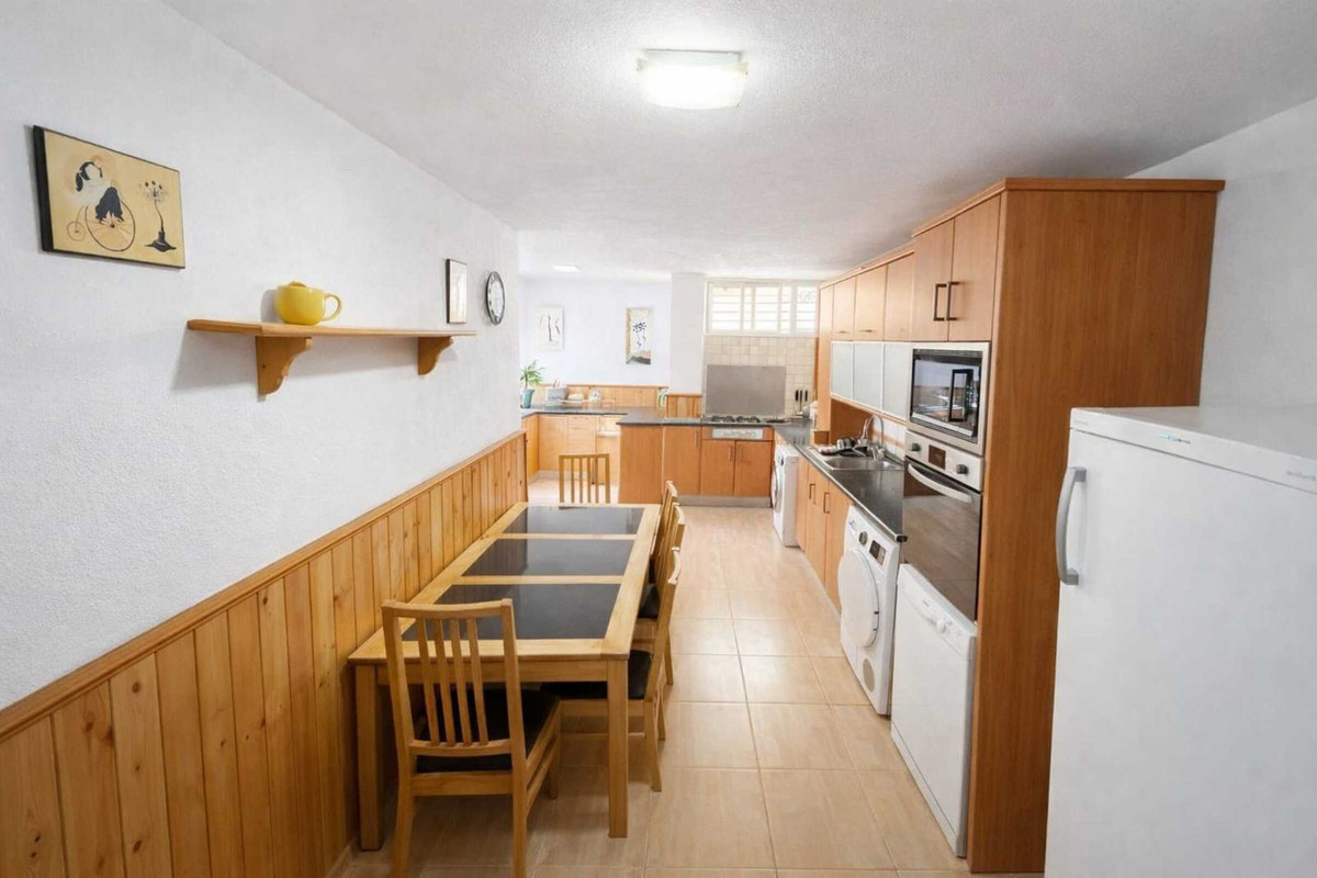 Apartamentos de 3 dormitorios en venta en Marbella – R5317342