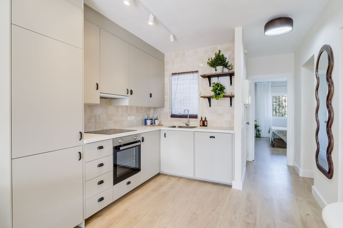 2 bedroom Penthouses for sale in Miraflores – R5325268