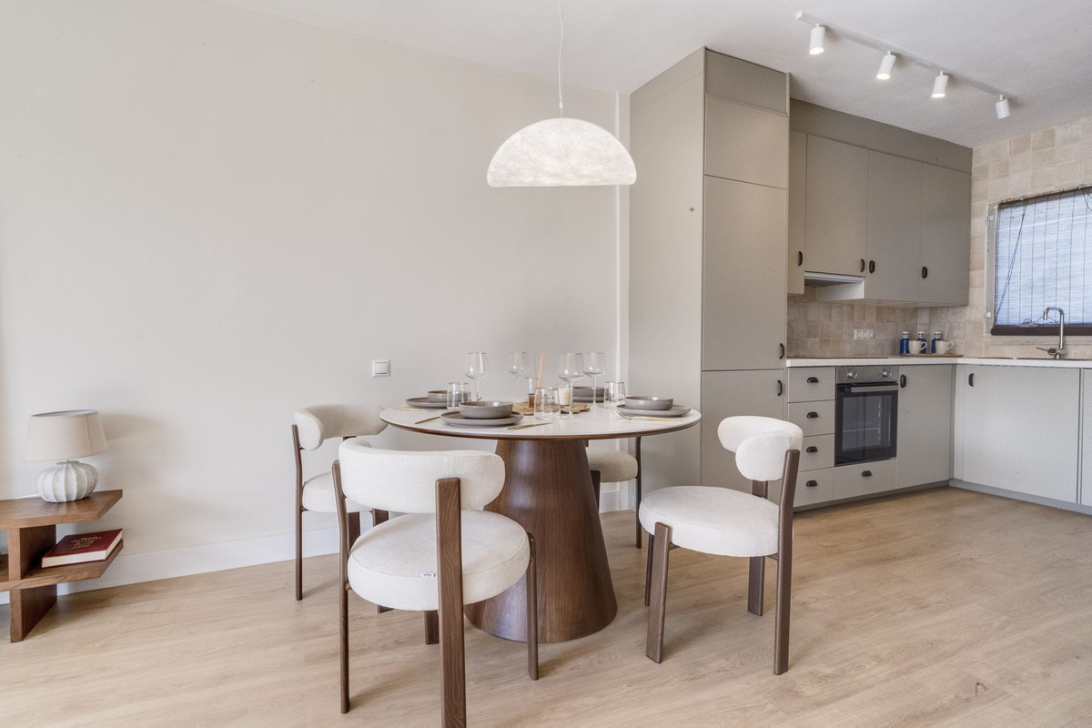 2 bedroom Penthouses for sale in Miraflores – R5325268