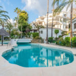 Aticos de 2 dormitorios en venta en Elviria – R5342119