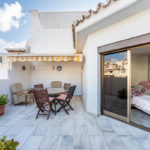 Aticos de 2 dormitorios en venta en Elviria – R5342119