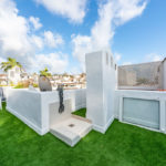 Aticos de 2 dormitorios en venta en Elviria – R5342119