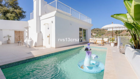 4 bedroom Villas for sale in El Rosario – R5183926