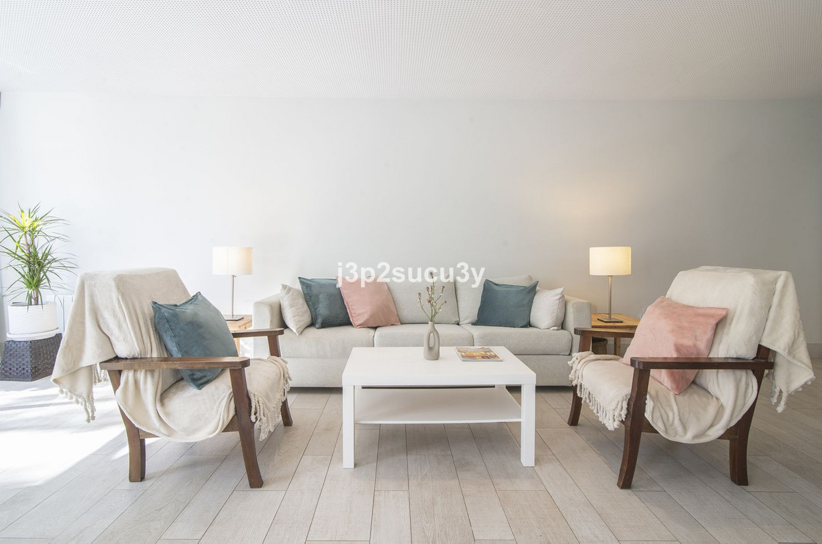 3 bedroom Apartments for sale in Guadalmina Baja – R5310721