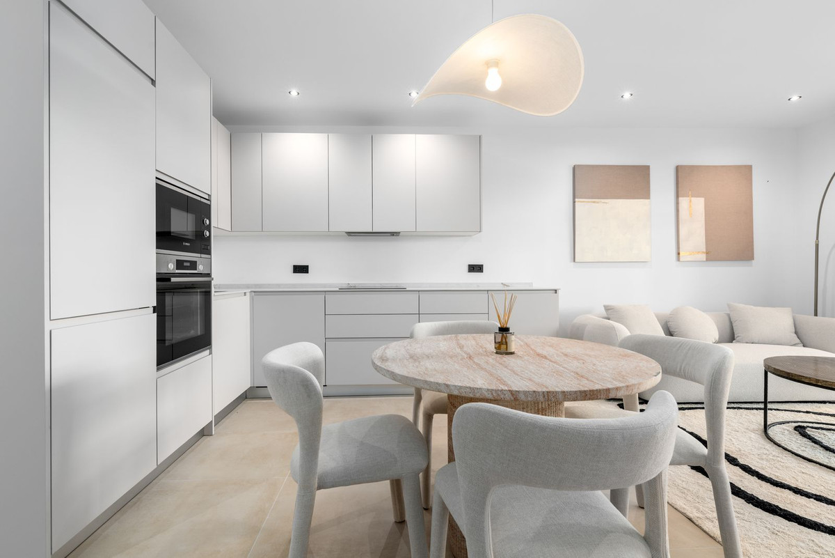 Apartamentos de 3 dormitorios en venta en Marbella – R5317954