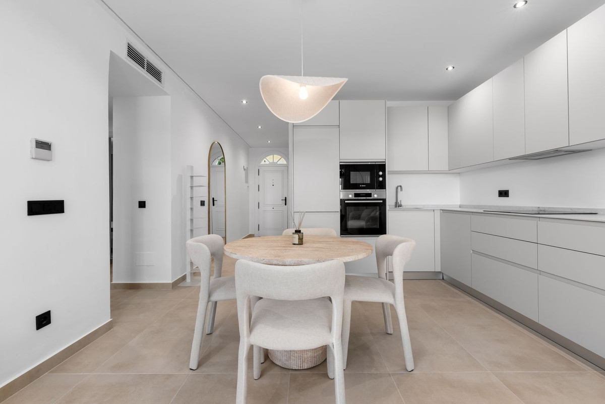 Apartamentos de 3 dormitorios en venta en Marbella – R5317954