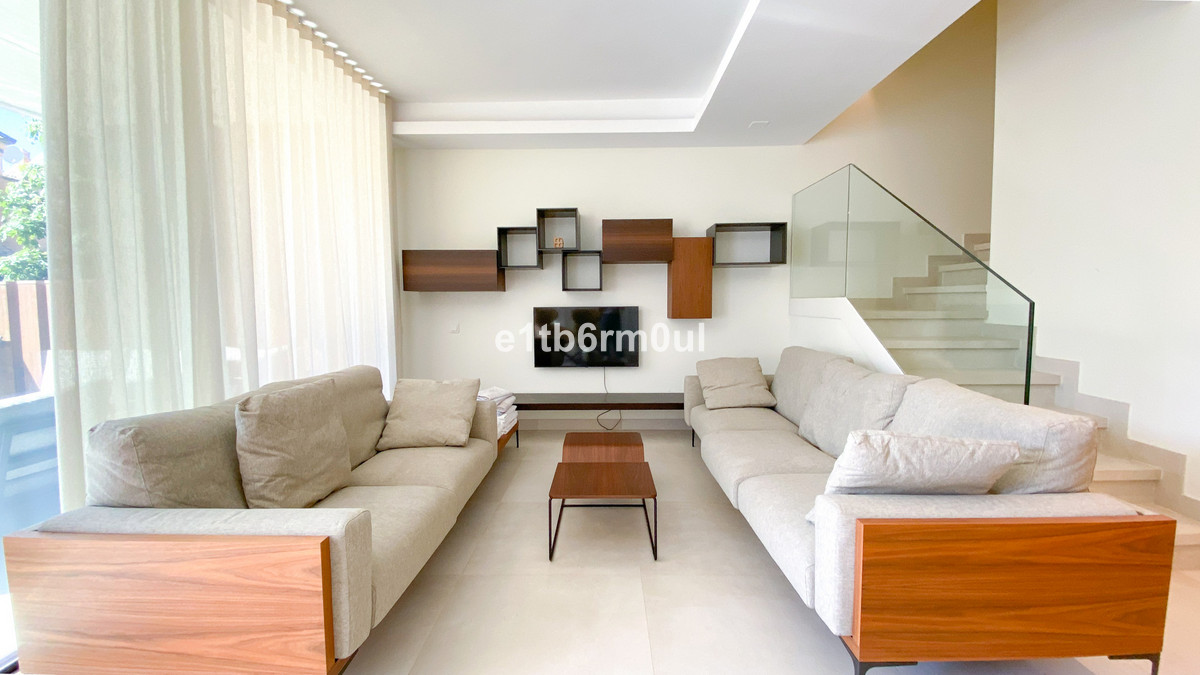 3 bedroom Semi-detached for sale in Milla de Oro – R5306212 3 bedroom Semi-detached for sale in Milla de Oro – R5306212