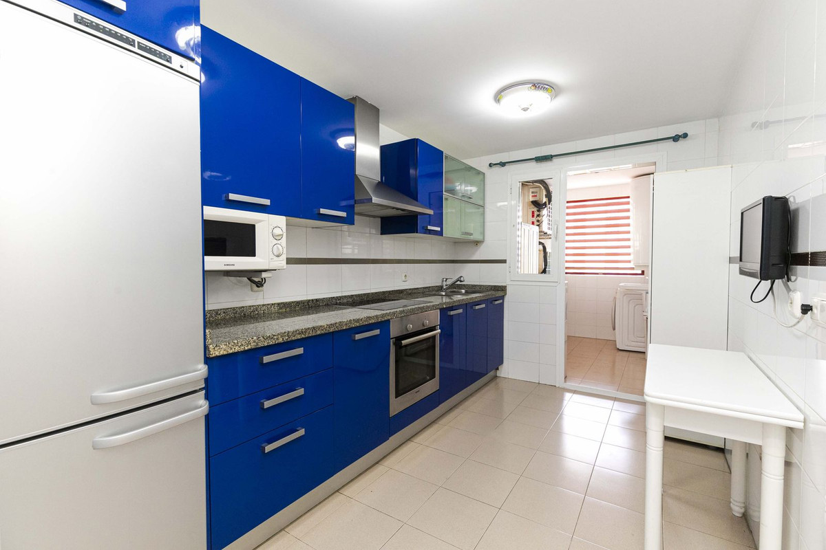 2 bedroom Apartments for sale in Marbella – R4827436