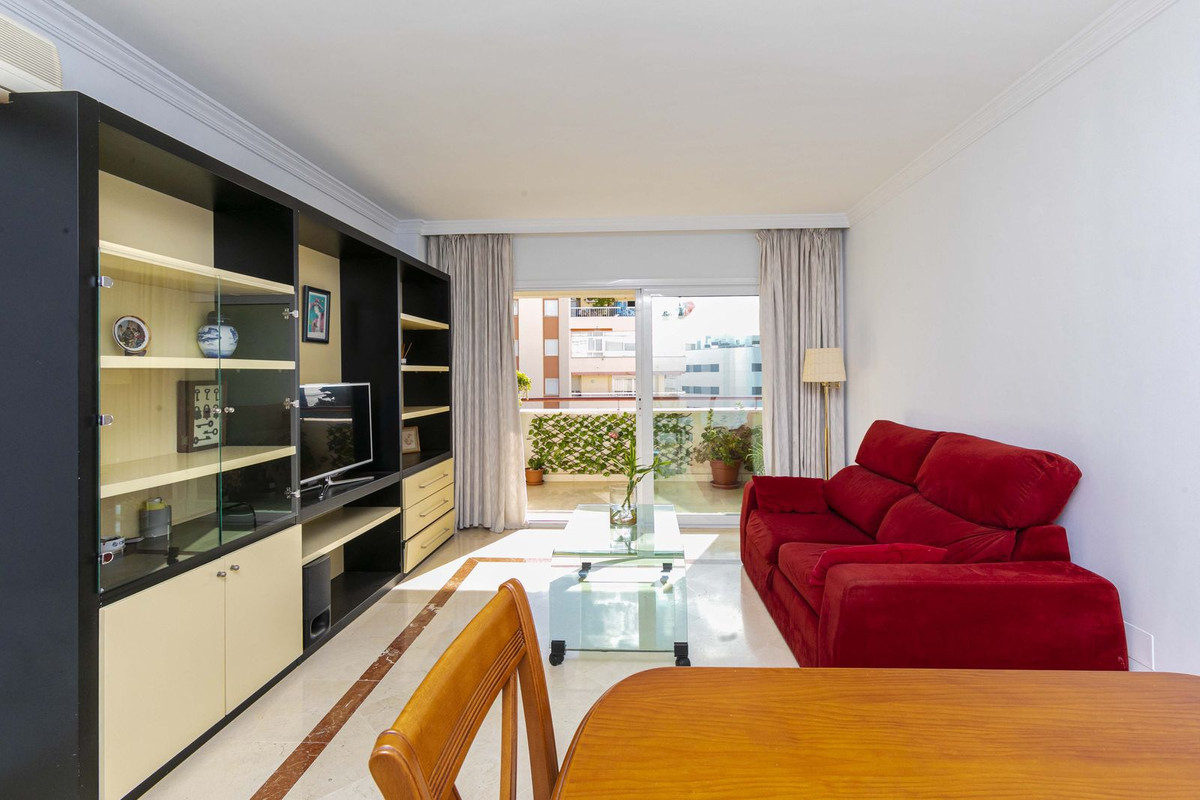 2 bedroom Apartments for sale in Marbella – R4827436