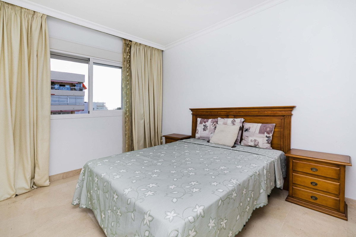 2 bedroom Apartments for sale in Marbella – R4827436