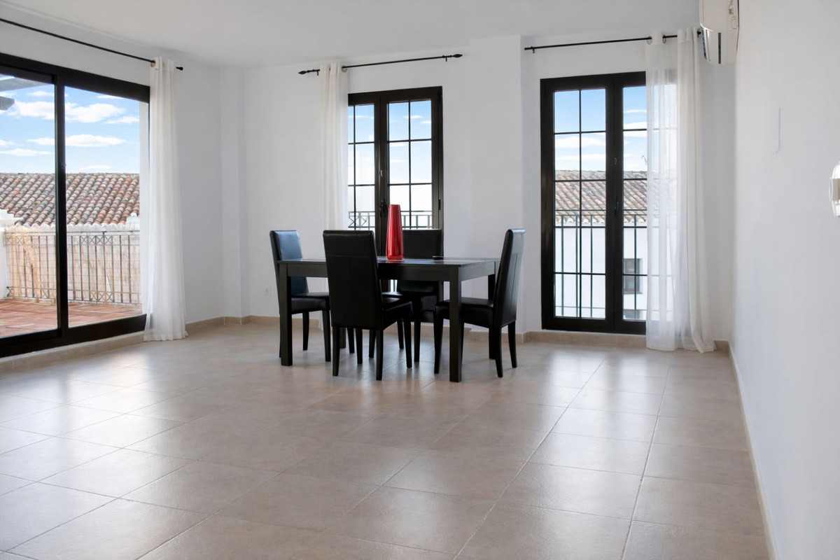 2 bedroom Apartments for sale in Altos de los Monteros – R5319475