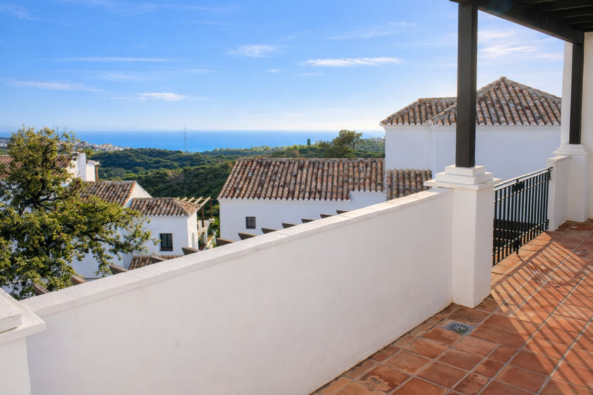 2 bedroom Apartments for sale in Altos de los Monteros – R5319475