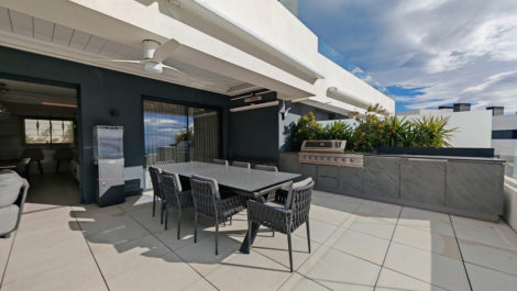 3 bedroom Penthouses for sale in Marbella – R5294920