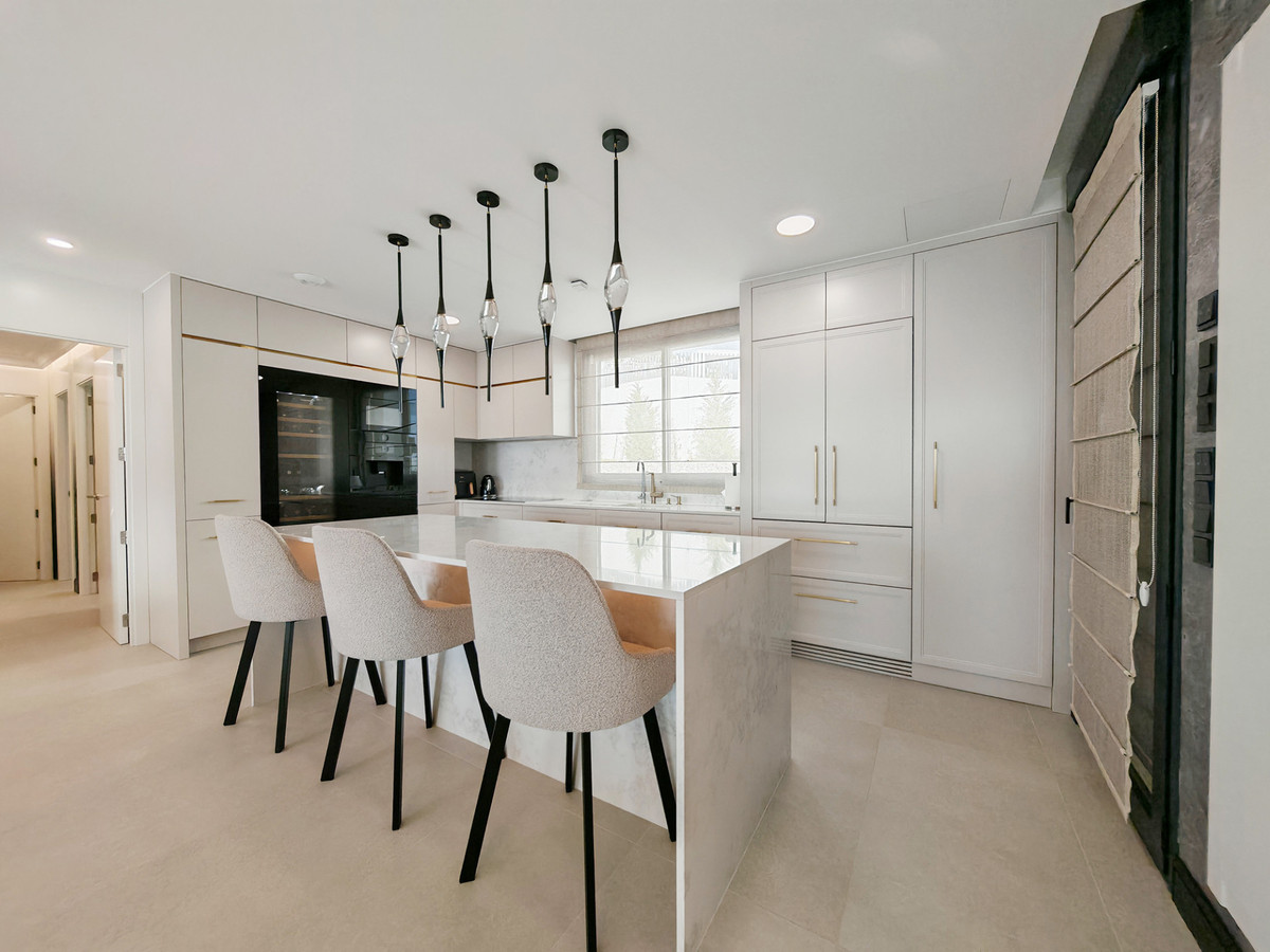 3 bedroom Penthouses for sale in Marbella – R5294920 3 bedroom Penthouses for sale in Marbella – R5294920