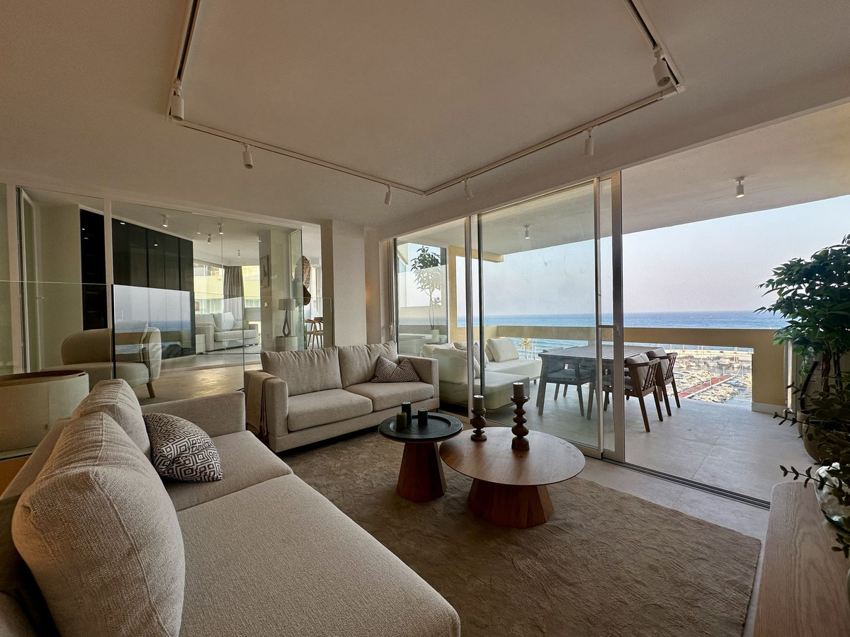 3 bedroom Apartments for sale in Marbella – R5139037