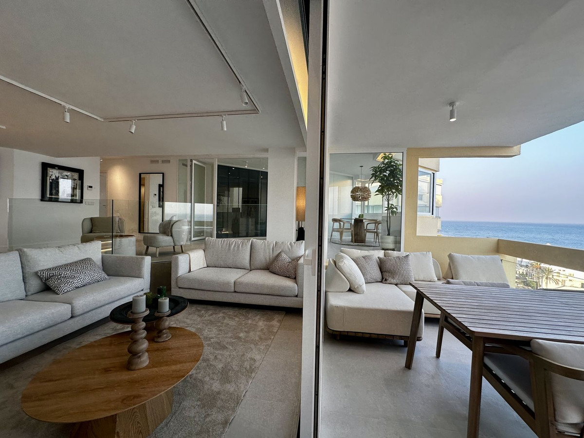 3 bedroom Apartments for sale in Marbella – R5139037