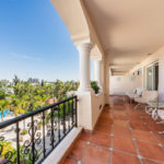2 bedroom Apartments for sale in Marbella – R5335477