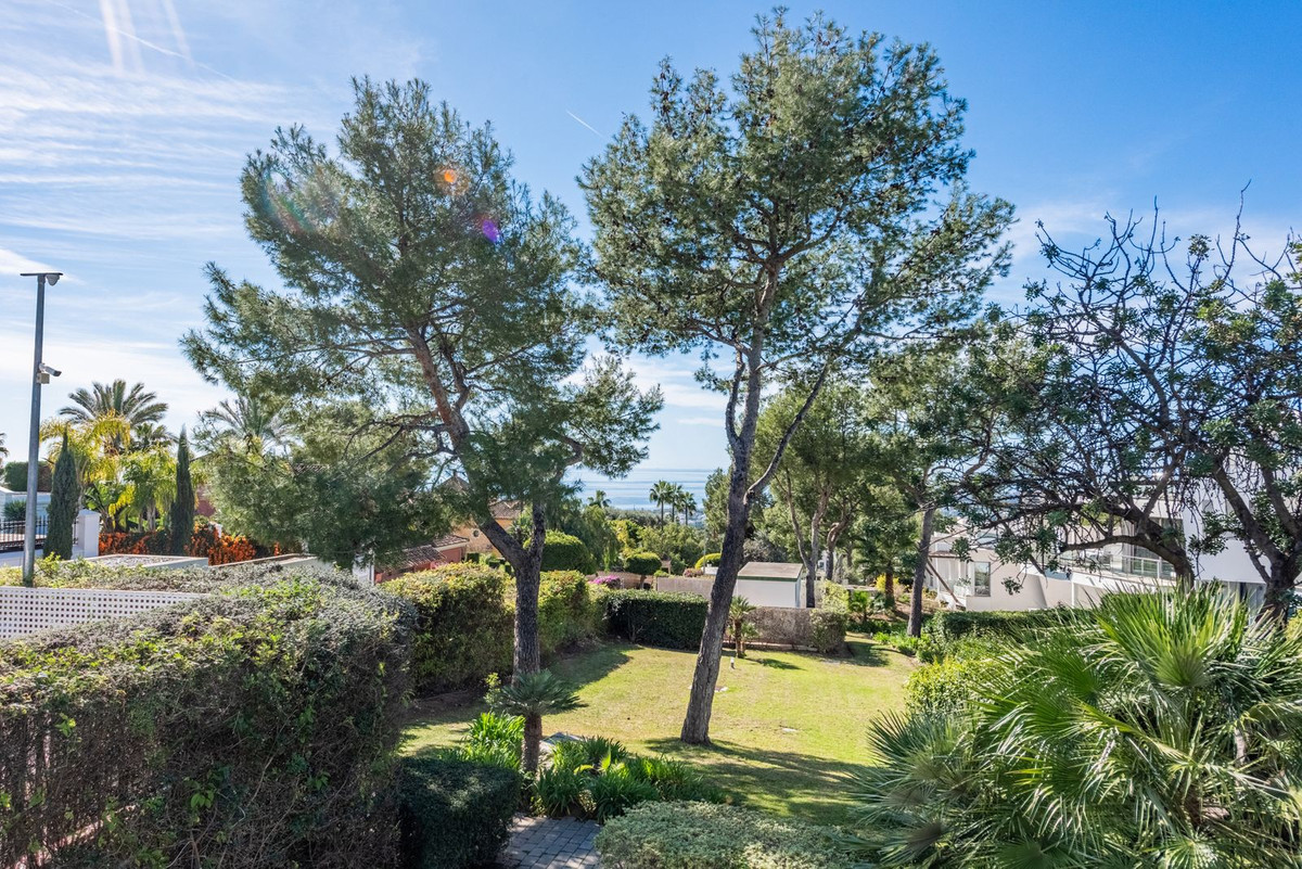 4 bedroom Townhouses for sale in Milla de Oro – R5236576