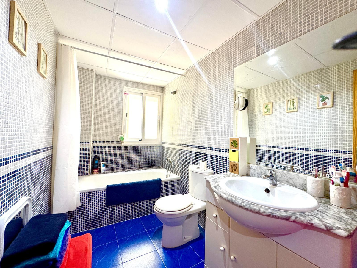 3 bedroom Apartments for sale in Riviera del Sol – R5271985