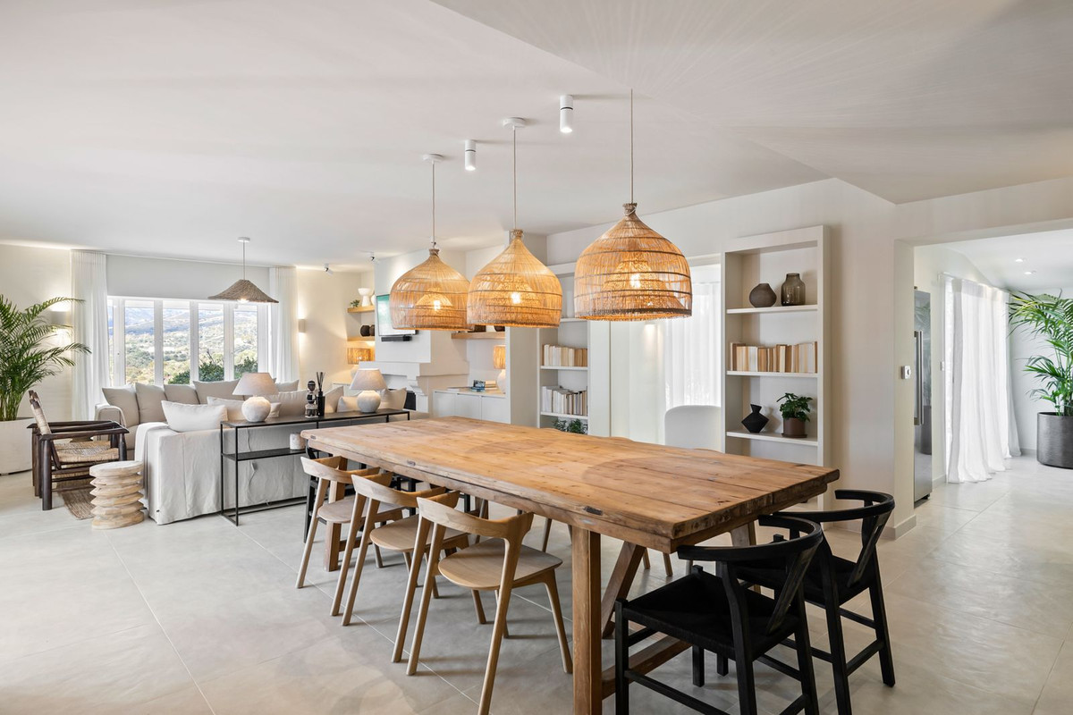 3 bedroom Villas for sale in Hacienda Las Chapas – R5271628